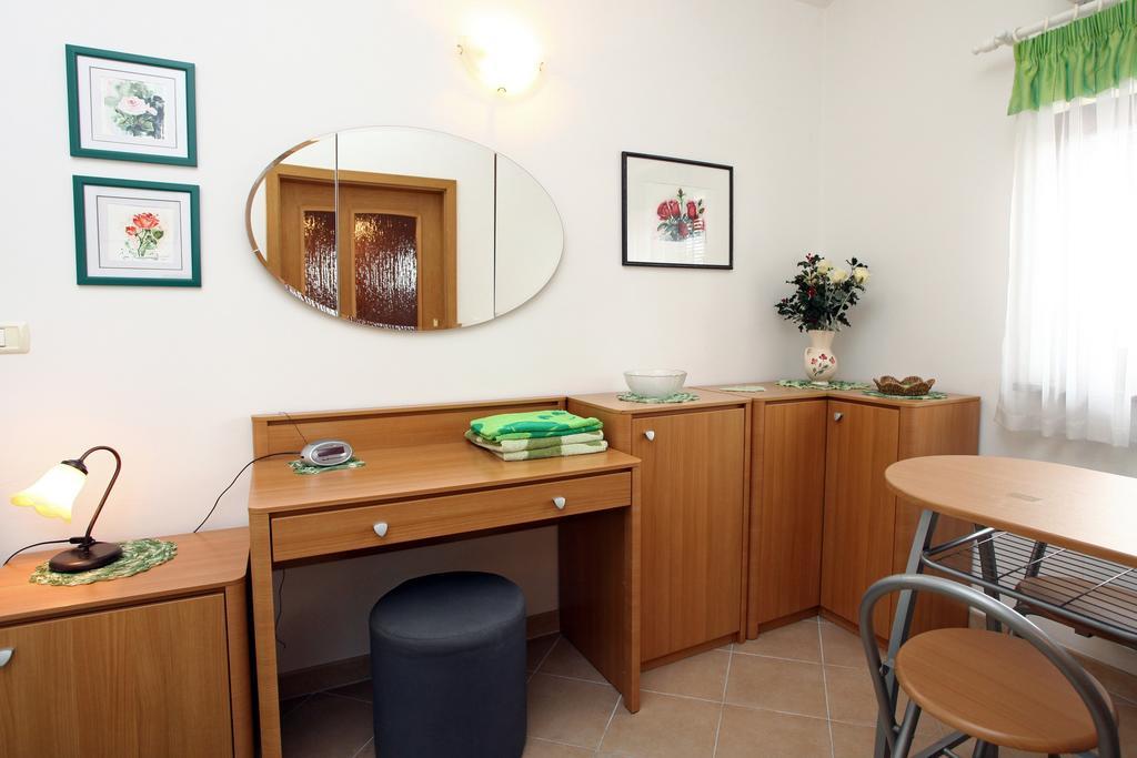 Parenzana Sea View Apartments Sk Portorož Buitenkant foto