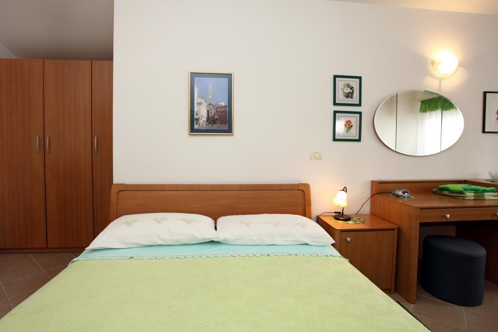 Parenzana Sea View Apartments Sk Portorož Buitenkant foto