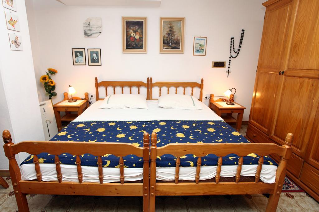 Parenzana Sea View Apartments Sk Portorož Buitenkant foto